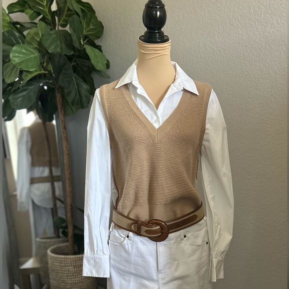 Veronica Beard Mixed Media Vest - Picture 2 of 13